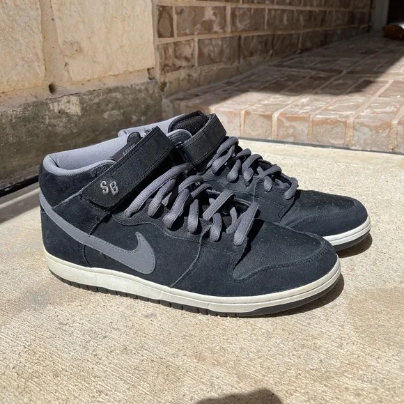 Nike | Shoes | Nike Dunk Mid Pro Sb Griptape Blacklight 